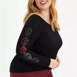 Off Shoulder Top-Black different colour Skulls down the sleeve NWOT